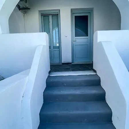 Aliki's Apartment *